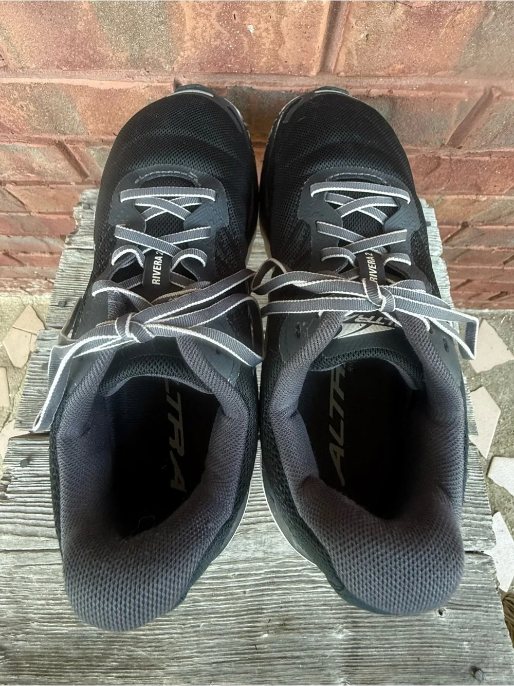 Altra Rivera 2 Womens Running Shoes Sneakers Size 7.5 Black Mesh AL0A5489060